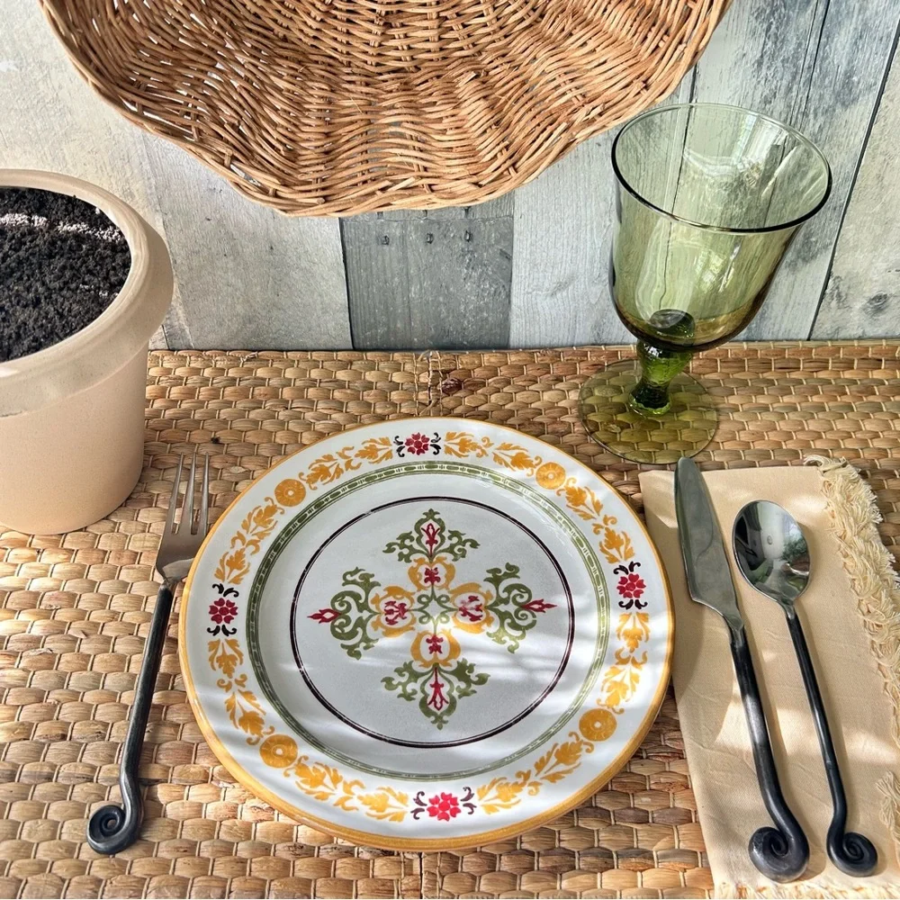 Williams Sonoma charming floral